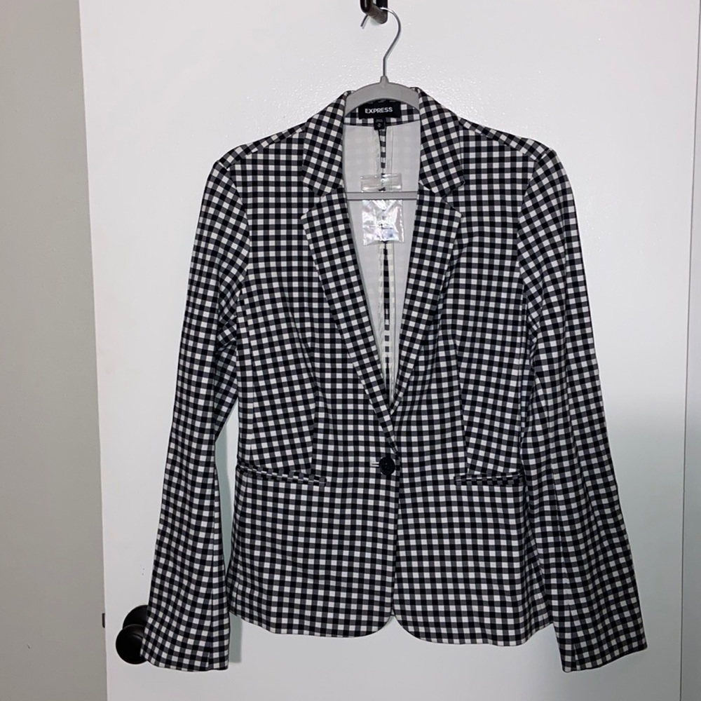 Express black & white gingham blazer.